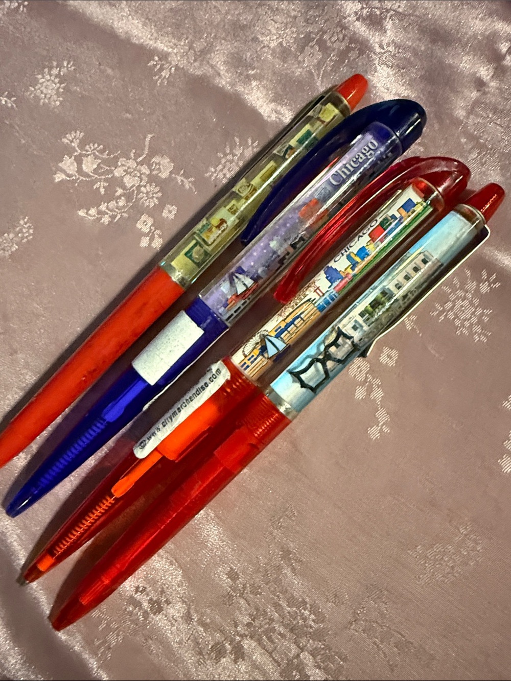 Set of Colorful Souvenir Retractable Pens - Red & Blue